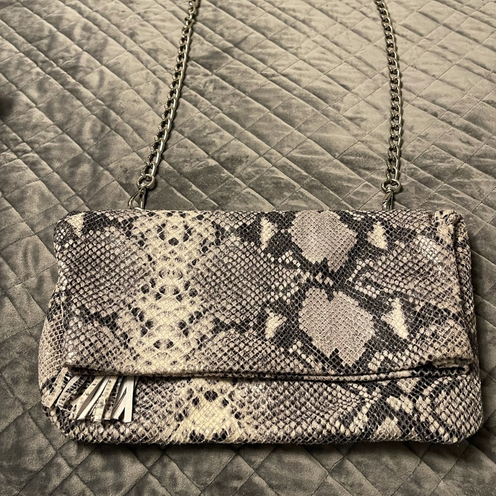 CYNTHIA ROWLEY ALL LEATHER SNAKESKIN SHOULDER BAG !!!